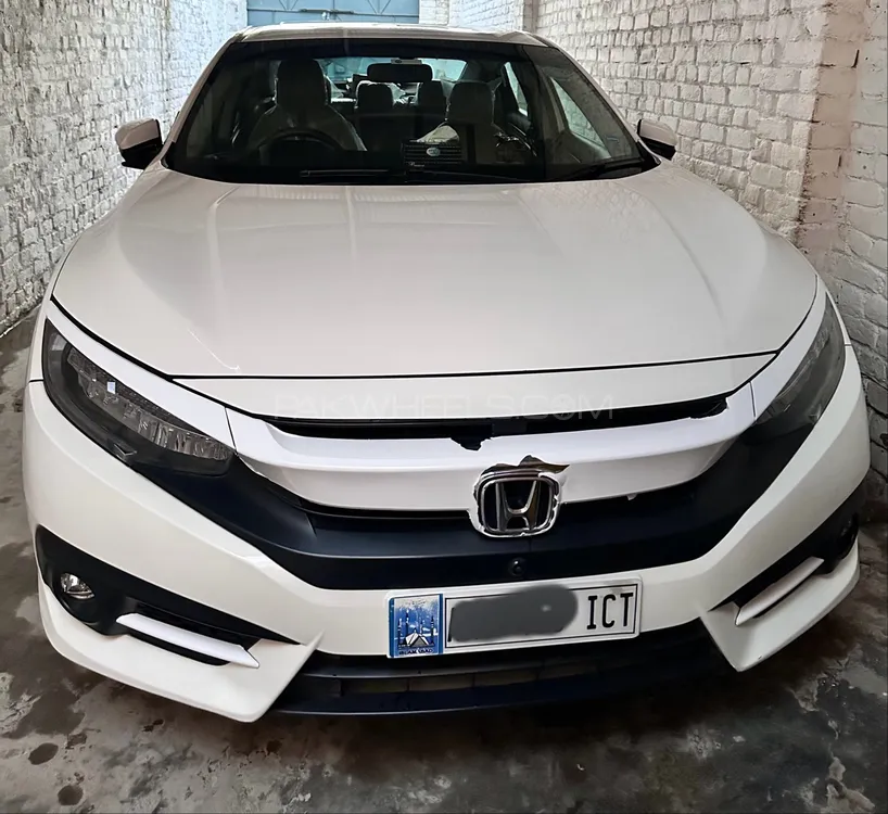 Honda Civic 2022 for Sale in Peshawar Image-1