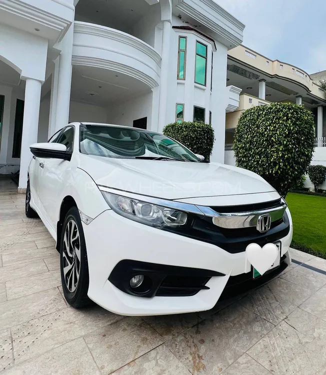 Honda Civic 2018 for Sale in Gujrat Image-1