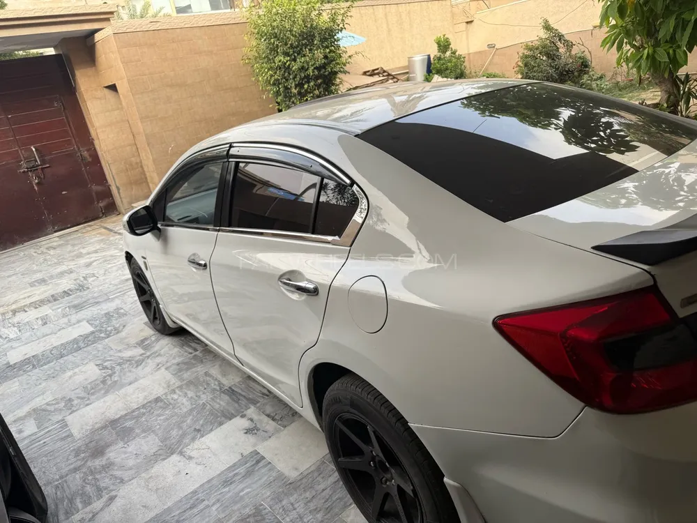 Honda Civic 2016 for Sale in Karachi Image-1
