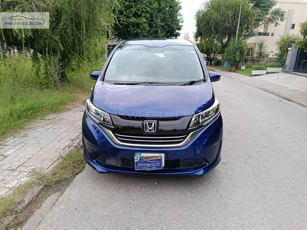 Honda Freed 2017 for Sale in Islamabad Image-1