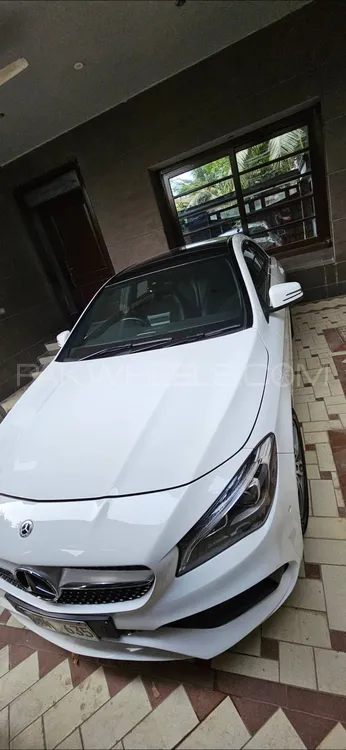 Mercedes Benz CLA Class 2018 for Sale in Karachi Image-1