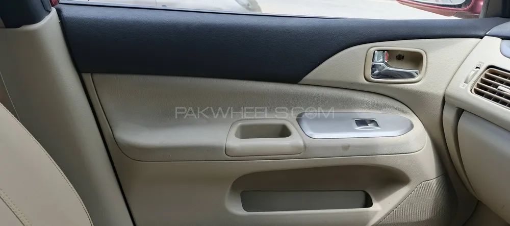 مٹسوبیشی لینسر 2005 for Sale in کراچی مٹسوبیشی لینسر 2005 for Sale in کراچی Image-6