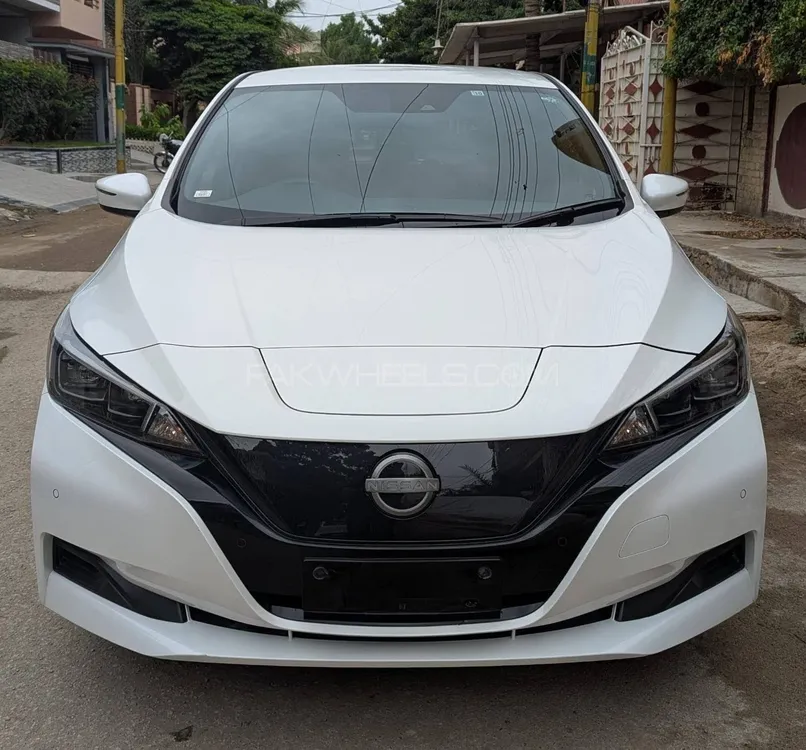 Nissan Leaf 2022 for Sale in Karachi Image-1