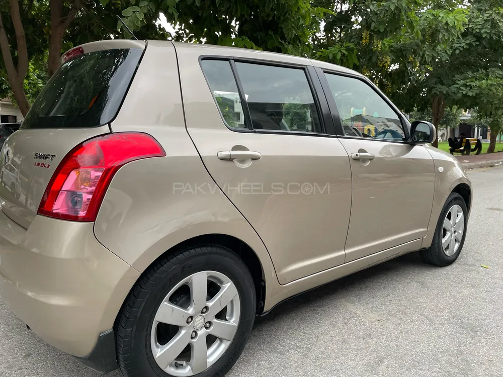 Suzuki Swift 2017 for Sale in Lahore Image-1