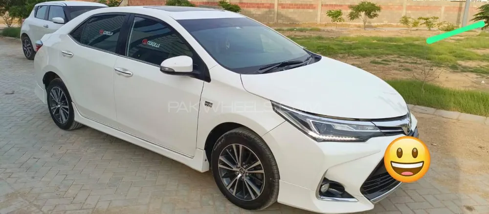 Toyota Corolla 2021 for Sale in Karachi Image-1