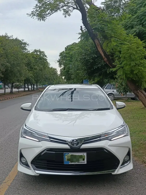 Toyota Corolla 2025 for Sale in Islamabad Image-1