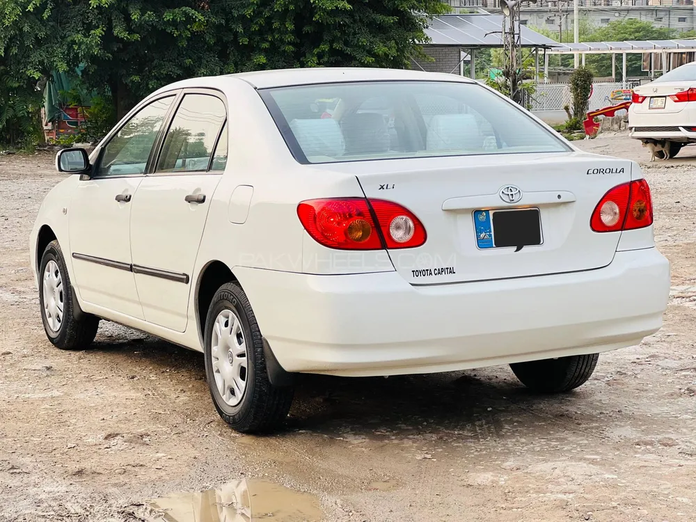 Toyota Corolla 2004 for Sale in Islamabad Image-1