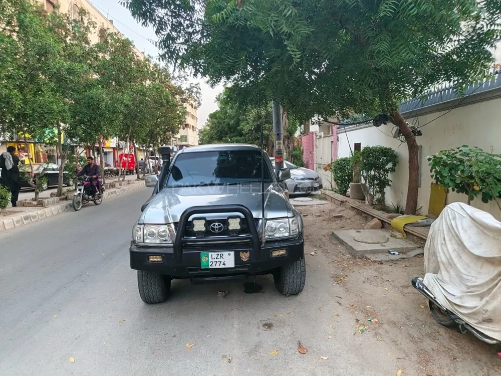 ٹویوٹا ہائیلکس 2002 for Sale in کراچی Image-1