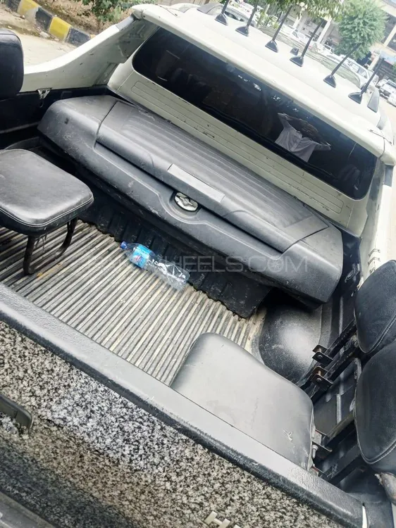 Toyota Hilux 2012 for Sale in Peshawar Toyota Hilux 2012 for Sale in Peshawar Image-10