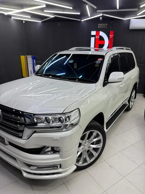 Toyota Land Cruiser 2016 for Sale in Faisalabad Image-1