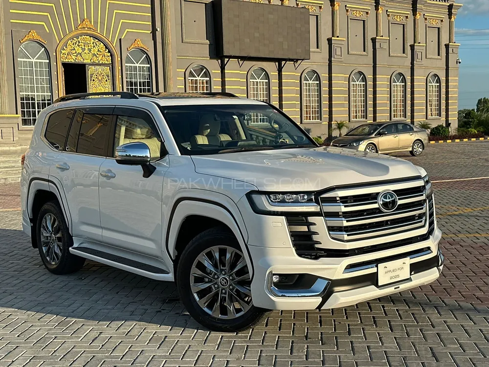 ٹویوٹا لینڈ کروزر 2023 for Sale in اسلام آباد Image-1