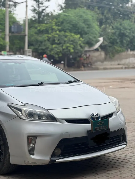 Toyota Prius 2013 for Sale in Faisalabad Image-1