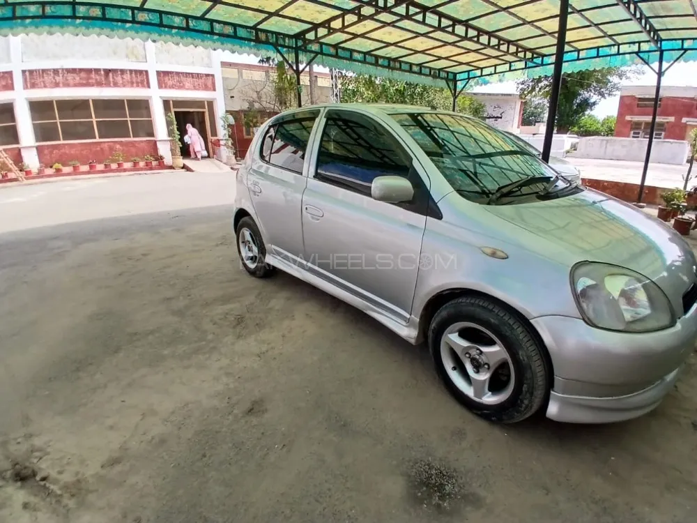 Toyota Vitz 1999 for Sale in Kohat Image-1