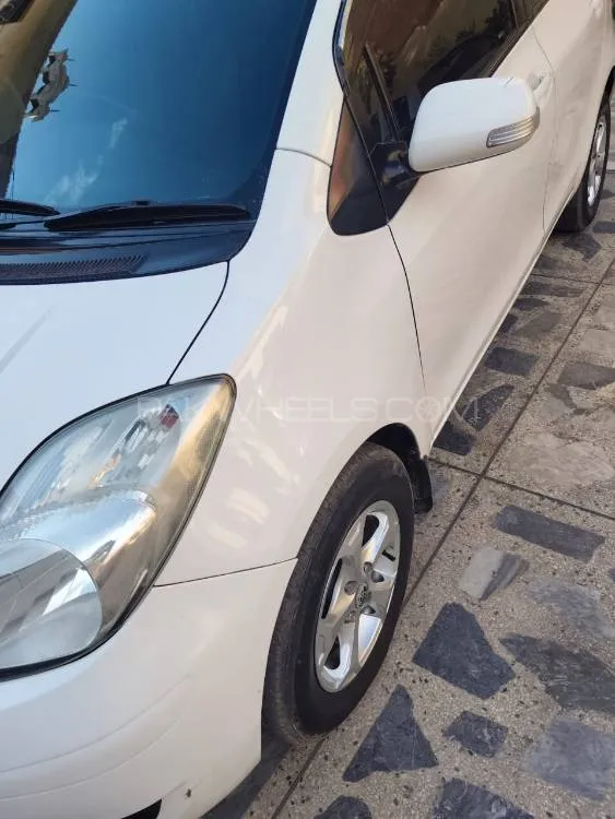 Toyota Vitz 2012 for Sale in Peshawar Image-1