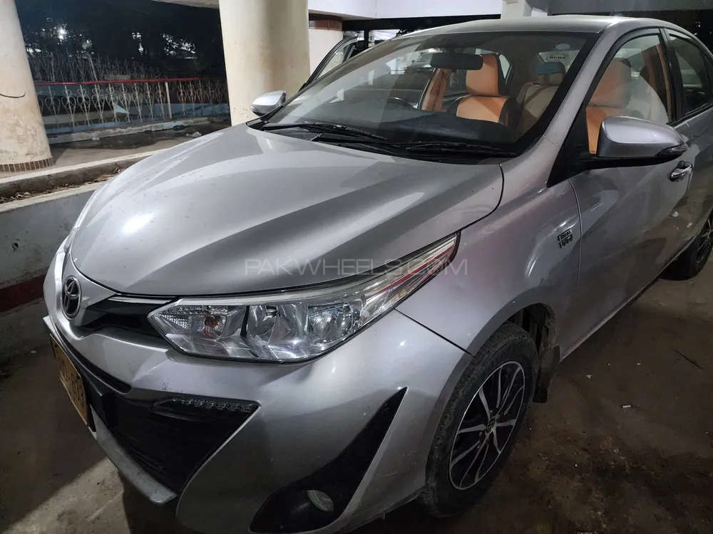 Toyota Yaris Sedan 2021 for Sale in Karachi Image-1