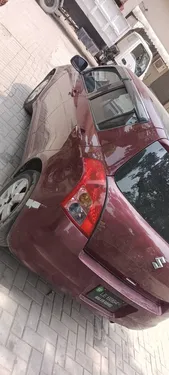 Suzuki Swift DLX 1.3 2012