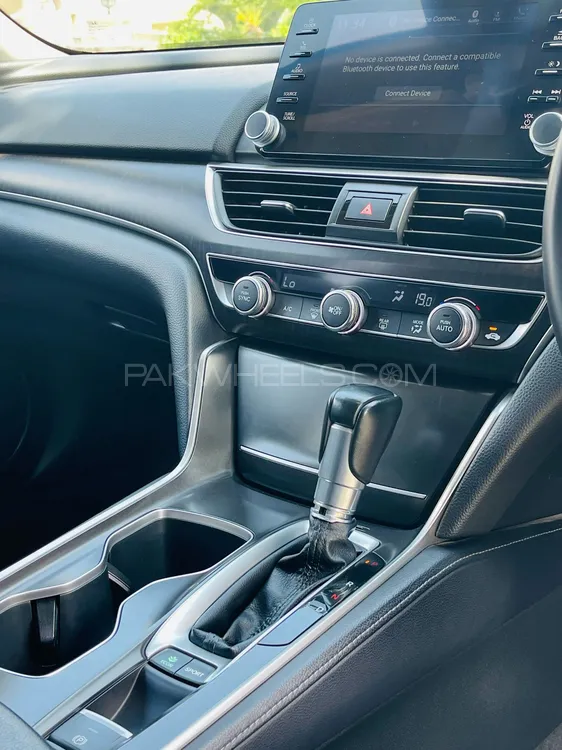 Honda Accord 2019 for Sale in Lahore Honda Accord 2019 for Sale in Lahore Image-10