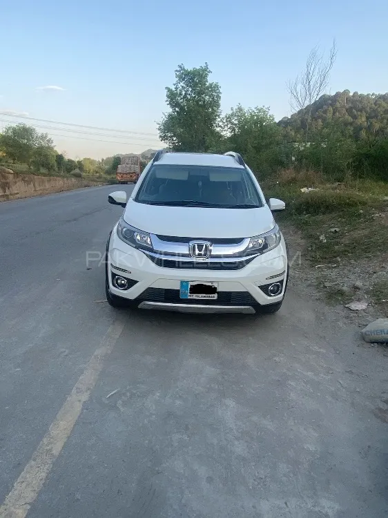 Honda BR-V 2018 for Sale in Kotli Ak Image-1