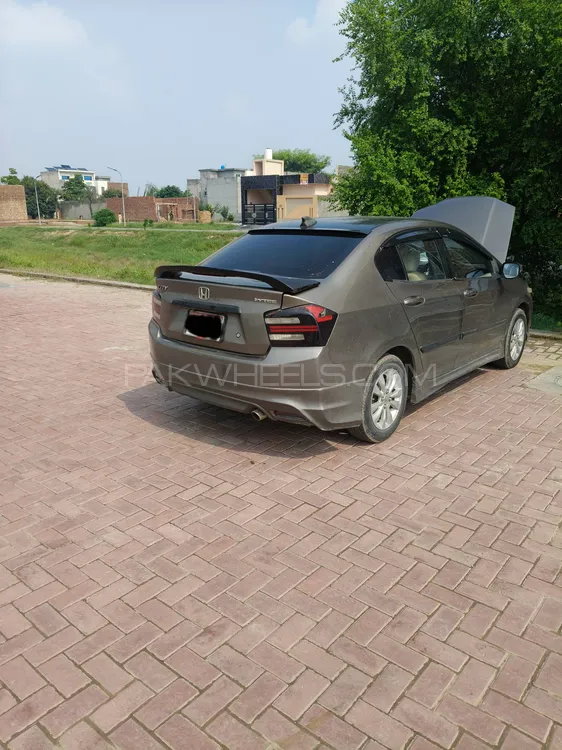 Honda City 2014 for Sale in Faisalabad Image-1