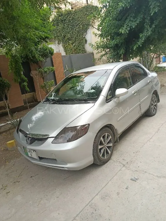 Honda City 2004 for Sale in Lahore Image-1