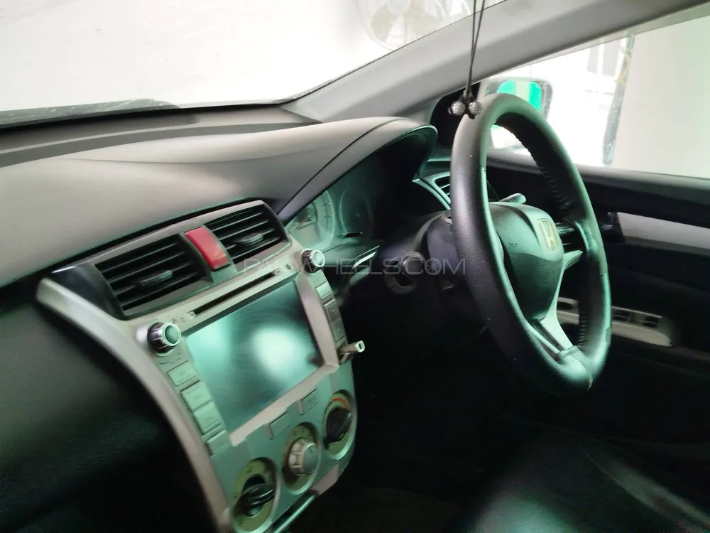 Honda City 2010 for Sale in Jauharabad Image-1