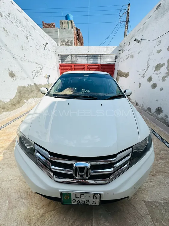 Honda City 2016 for Sale in Faisalabad Image-1