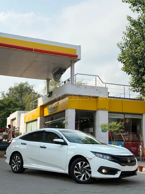 Honda Civic 2016 for Sale in Faisalabad Image-1