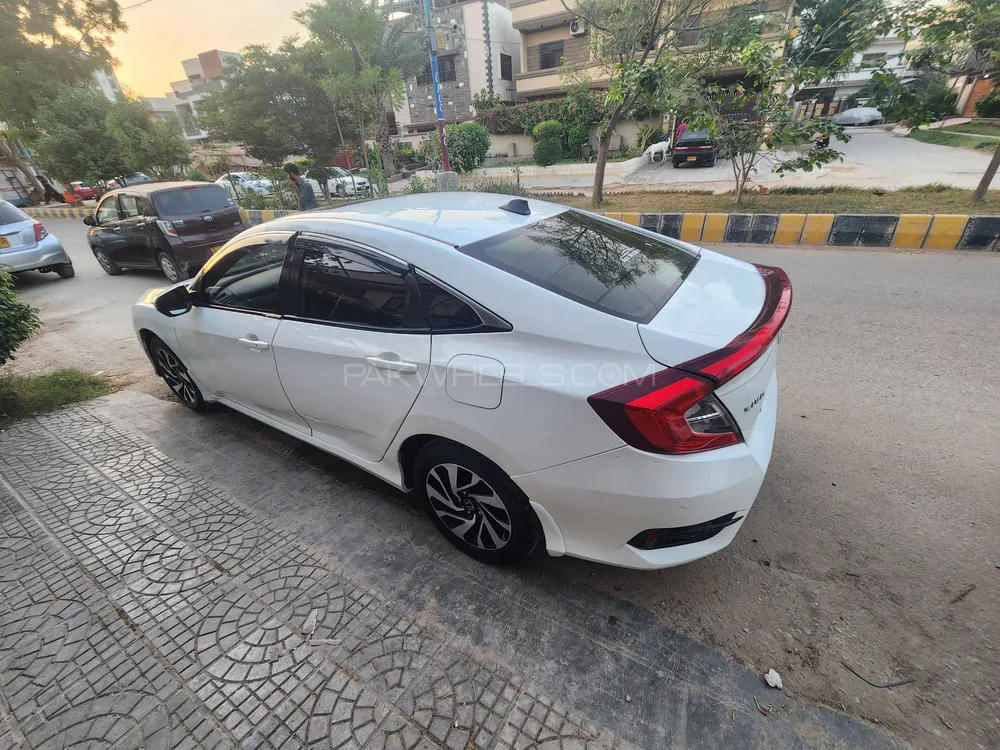Honda Civic 2016 for Sale in Karachi Image-1