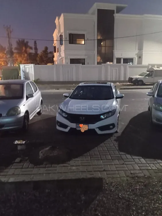 Honda Civic 2017 for Sale in Lahore Image-1