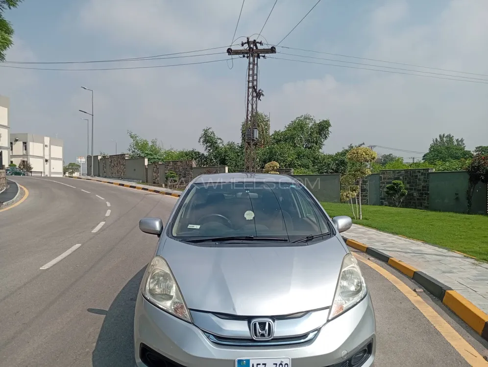 Honda Fit 2014 for Sale in Rawalpindi Image-1