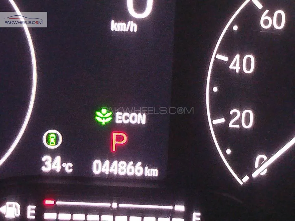 Honda Vezel 2021 for Sale in Lahore Honda Vezel 2021 for Sale in Lahore Image-9