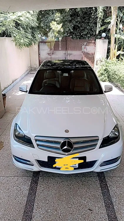Mercedes Benz C Class 2013 for Sale in Islamabad Image-1