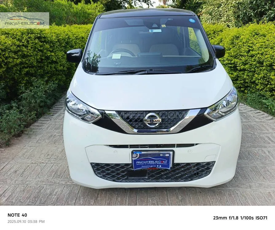 نسان ڈیز 2021 for Sale in پشاور Image-1