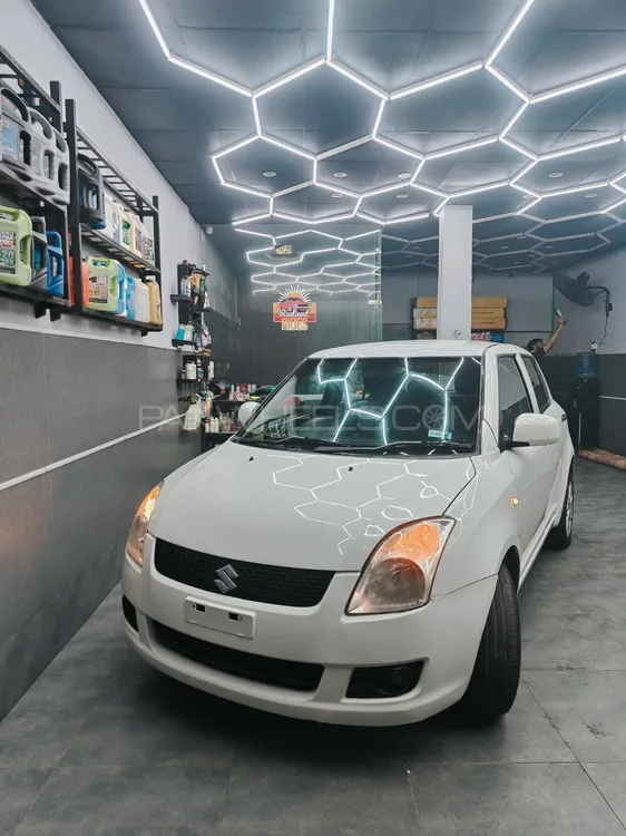 Suzuki Swift 2013 for Sale in Islamabad Image-1