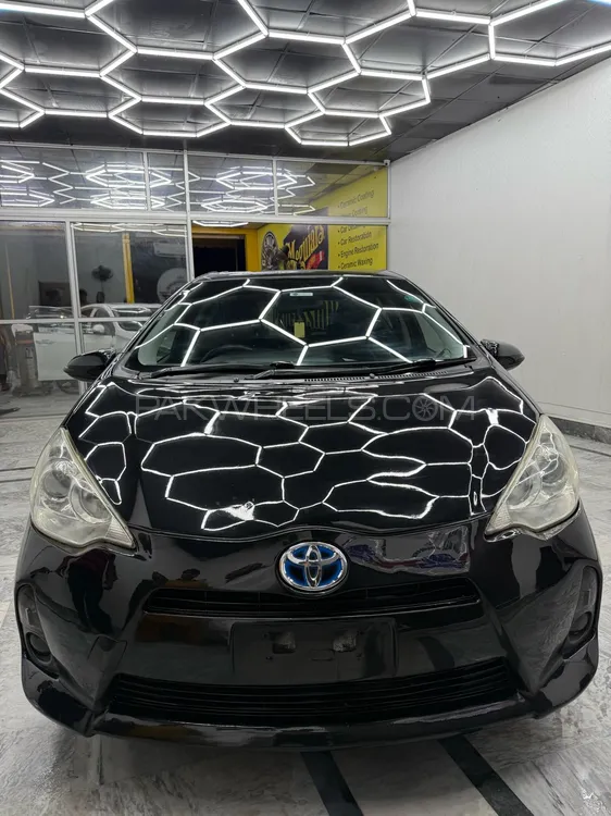 Toyota Aqua 2013 for Sale in Gujranwala Image-1