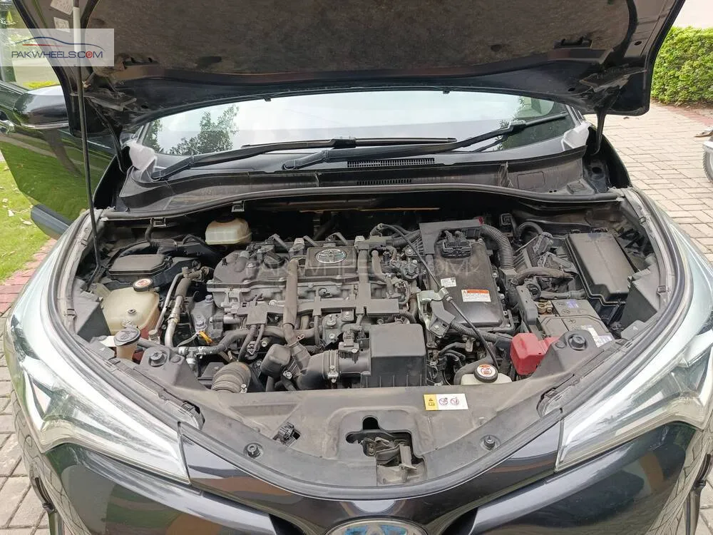 Toyota C-HR 2018 for Sale in Islamabad Toyota C-HR 2018 for Sale in Islamabad Image-8