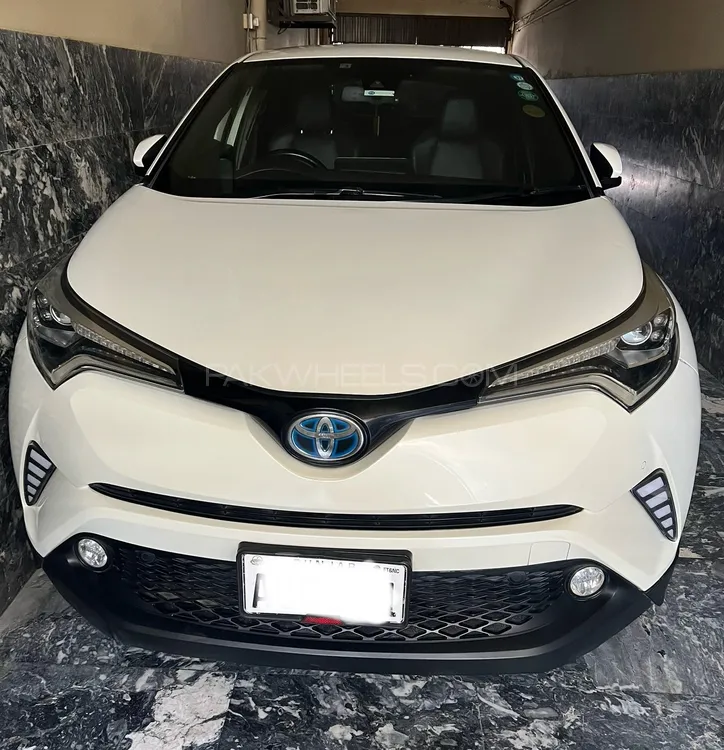 Toyota C-HR 2018 for Sale in Lahore Image-1
