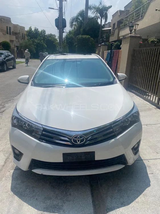 Toyota Corolla 2014 for Sale in Lahore Image-1