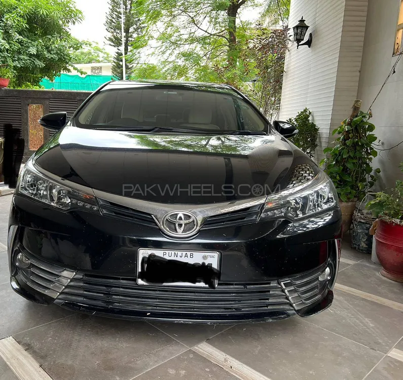 Toyota Corolla 2020 for Sale in Islamabad Image-1