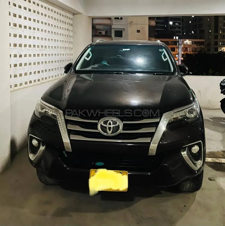 Toyota Fortuner 2017 for Sale in Karachi Image-1