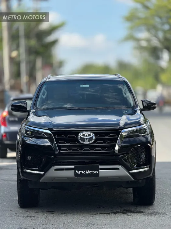 Toyota Fortuner 2021 for Sale in Lahore Image-1