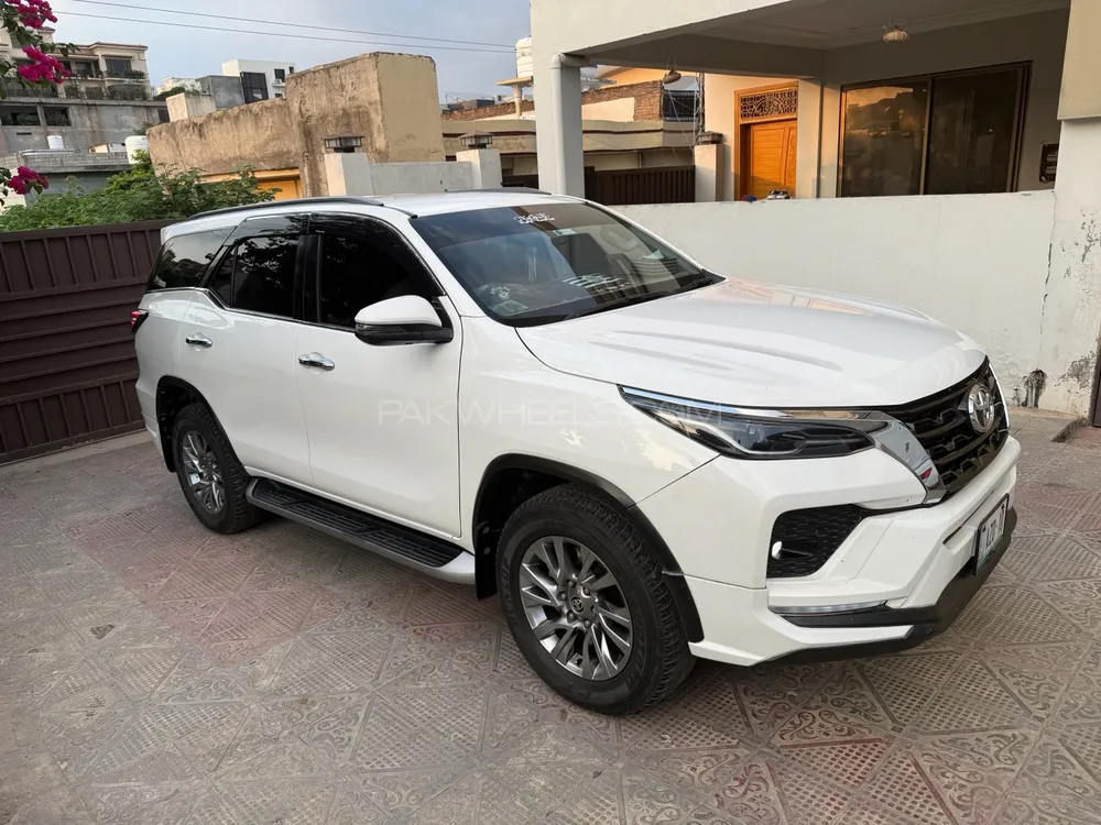 Toyota Fortuner 2022 for Sale in Islamabad Image-1