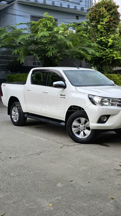 Toyota Hilux 2019 for Sale in Islamabad Image-1