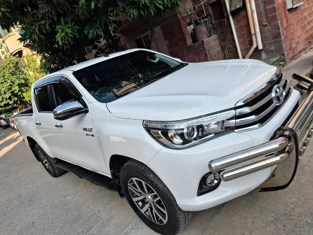 Toyota Hilux 2018 for Sale in Islamabad Image-1