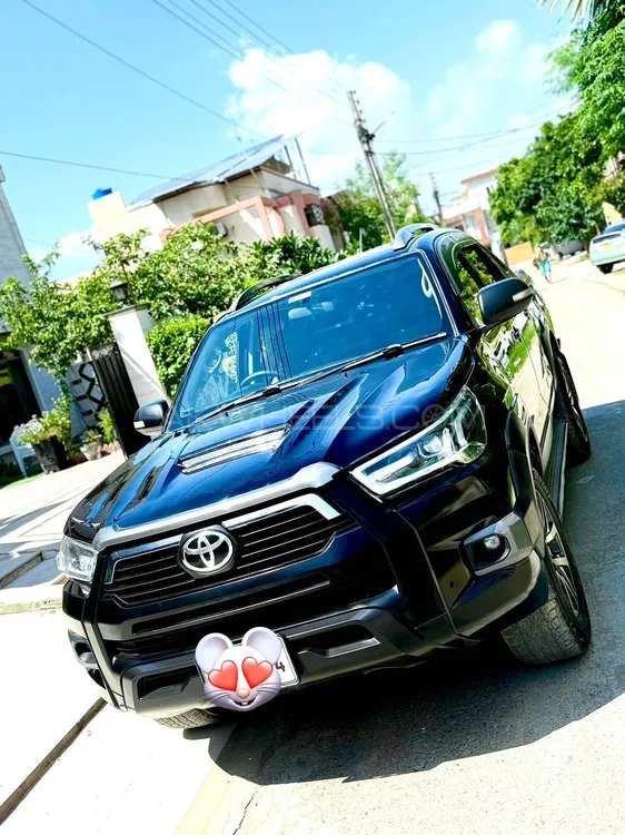 Toyota Hilux 2014 for Sale in Lahore Image-1