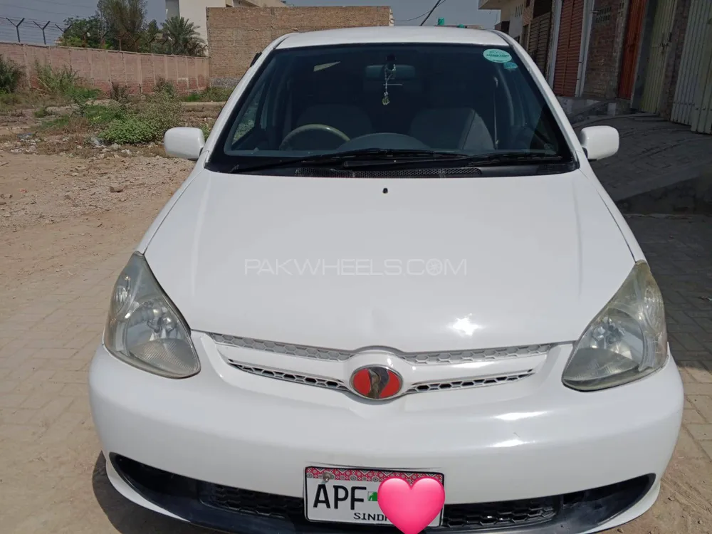 Toyota Platz 2007 for Sale in D.G.Khan Image-1