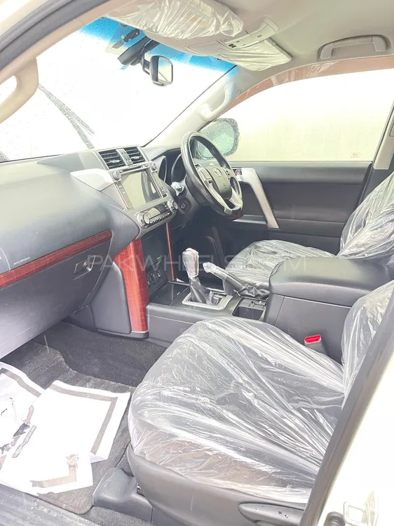 Toyota Prado 2014 for Sale in Karachi Image-1