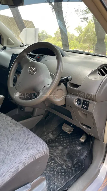 Toyota Vitz 2010 for Sale in Bahawalpur Image-1
