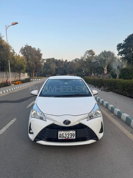Toyota Vitz 2018 for Sale in Lahore Image-1