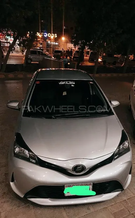 Toyota Vitz 2016 for Sale in Hyderabad Image-1